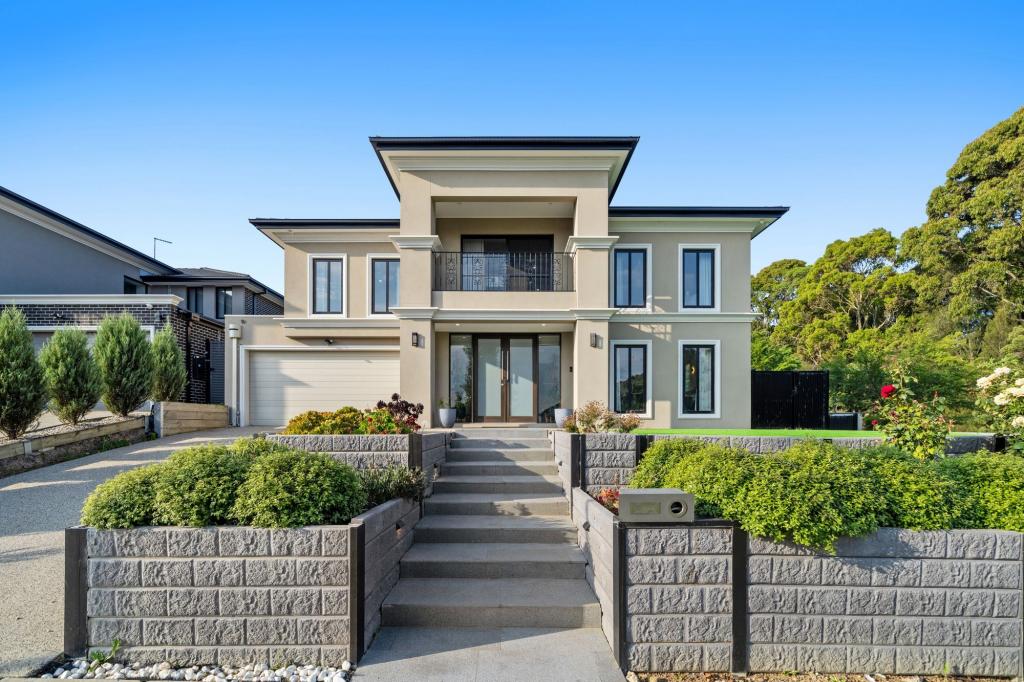 72 Cresthaven Bvd, Berwick, VIC 3806