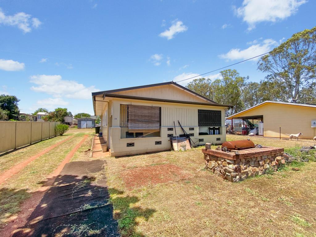 24 Ethel St, Ravenshoe, QLD 4888