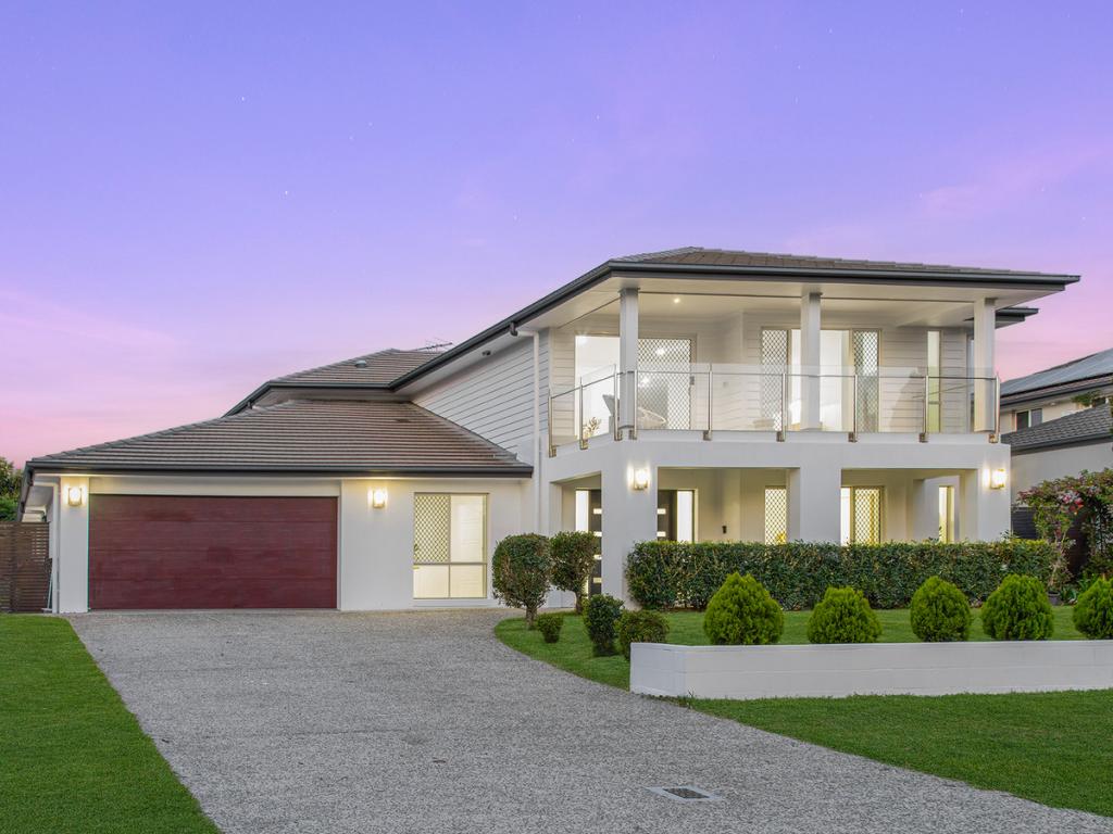 53 Sinnamon Rd, Sinnamon Park, QLD 4073