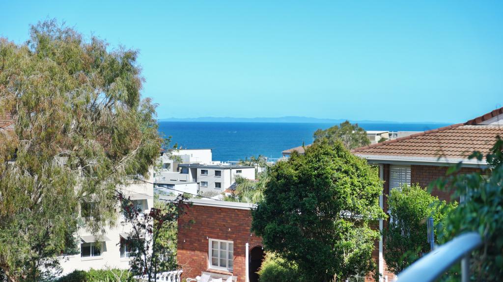 1 Saltair St, Kings Beach, QLD 4551