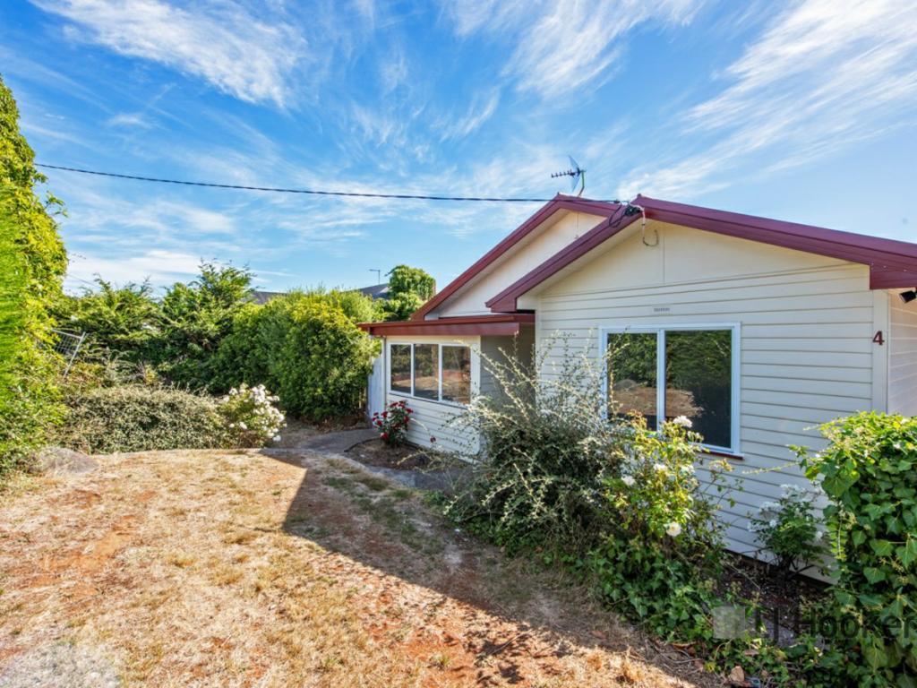 4 Hillcrest Rd, Devonport, TAS 7310