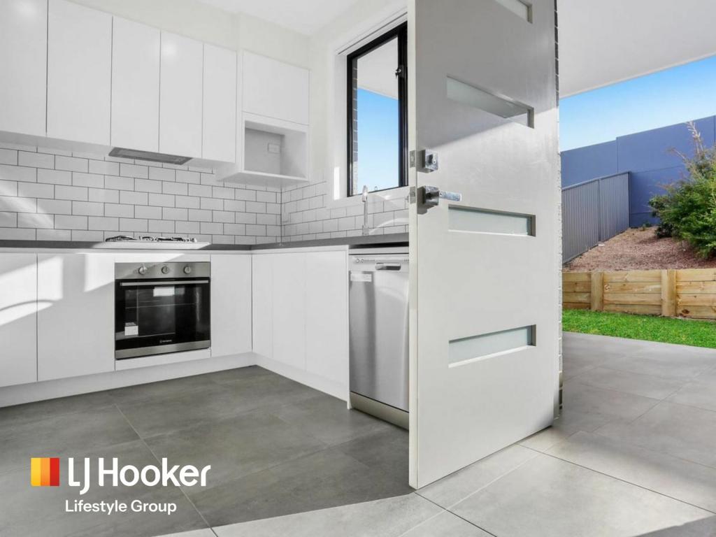 37B EVERGREEN DR, ORAN PARK, NSW 2570