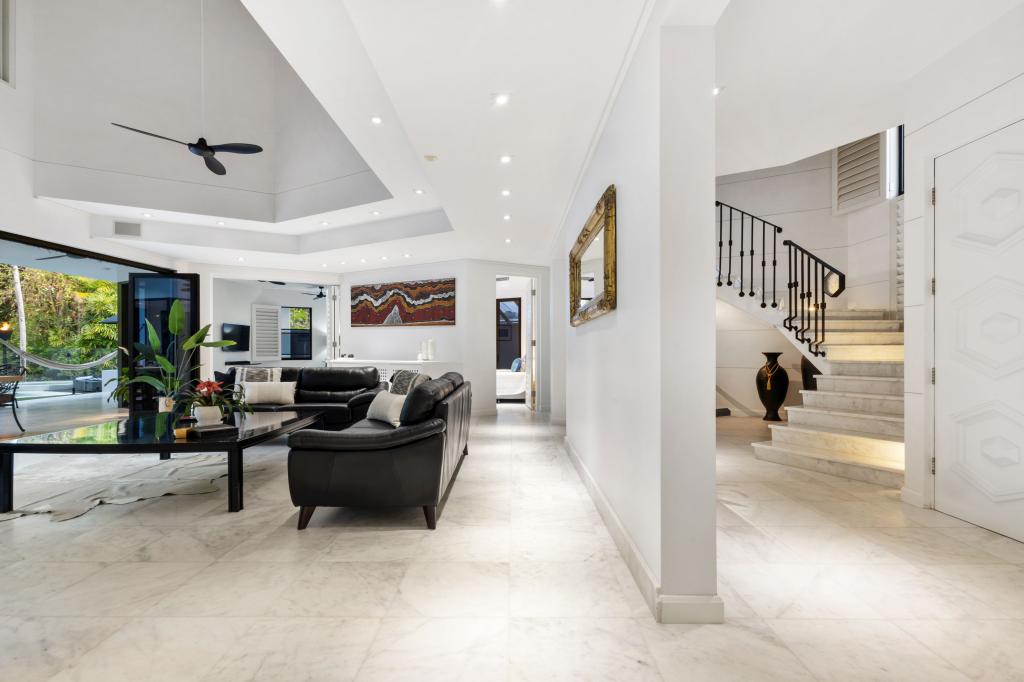 2 Solander Bvd, Port Douglas, QLD 4877