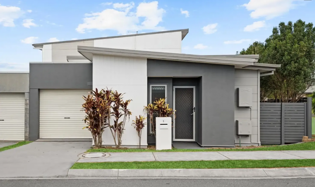 1 CELEBRATION WAY, SOUTH RIPLEY, QLD 4306