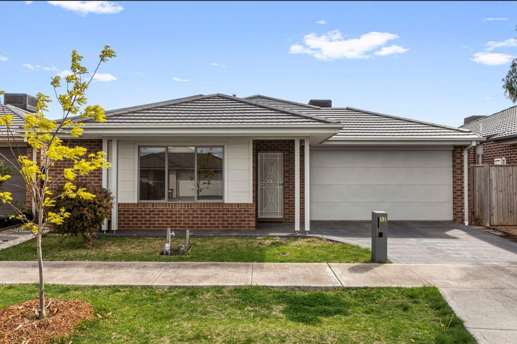 12 Adelong St, Werribee, VIC 3030