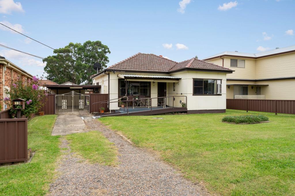 19 Killarney Ave, Blacktown, NSW 2148