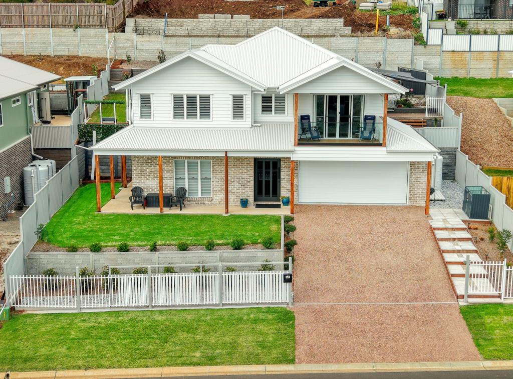47 Reserve Rd, Cranley, QLD 4350