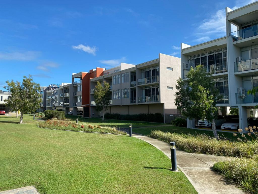 30/3 MCLENNAN CT, NORTH LAKES, QLD 4509