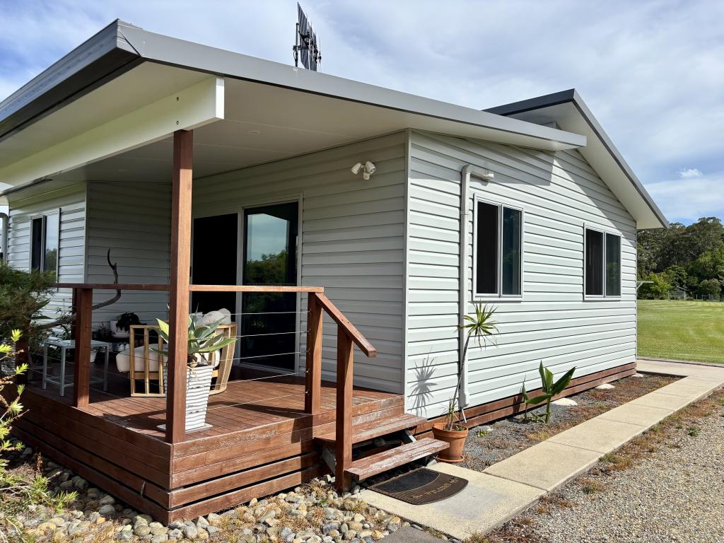 290A HERITAGE DR, MOONEE BEACH, NSW 2450