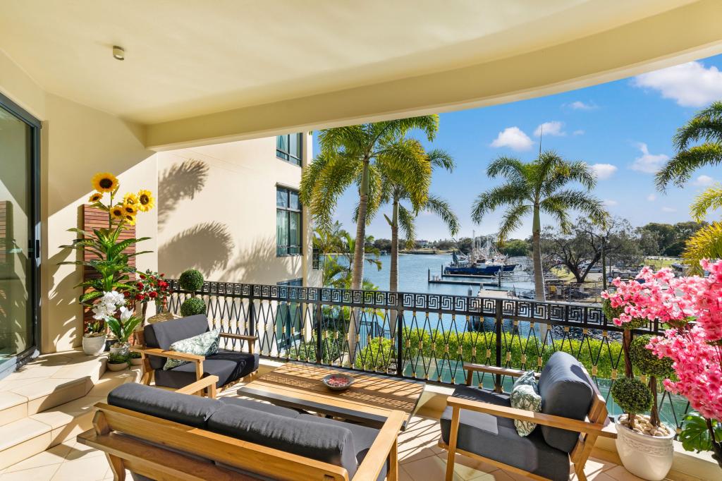 Condo 54/94 Seaworld Dr, Main Beach, QLD 4217