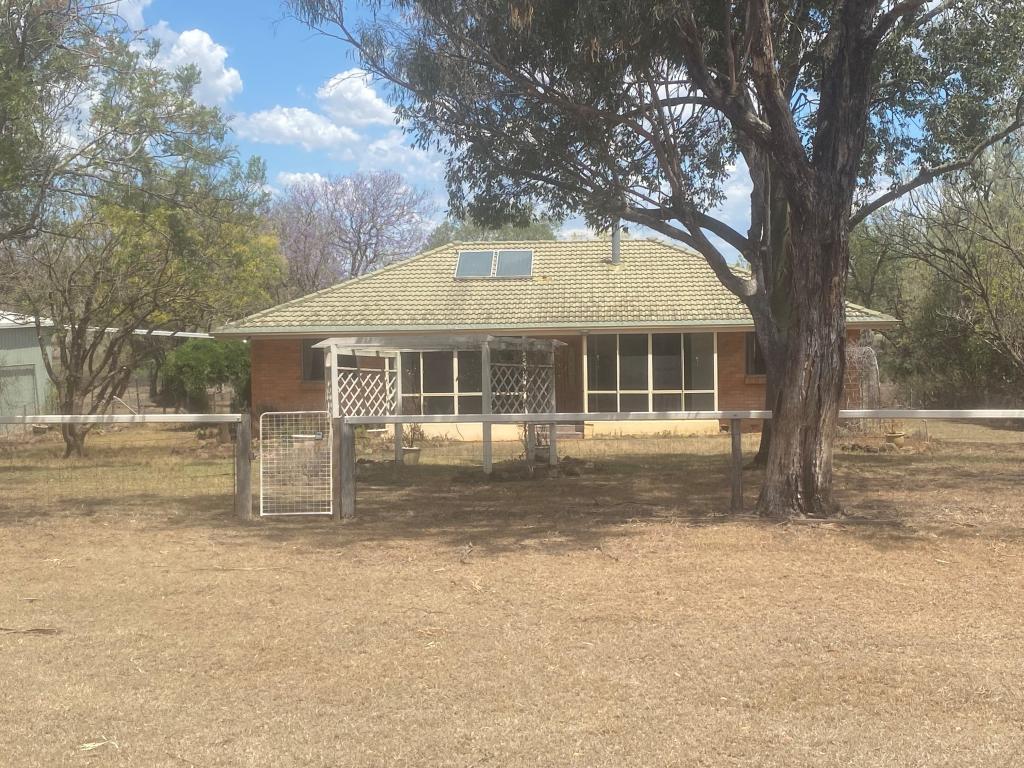 537 Brimblecombe Rd, Kingsthorpe, QLD 4400