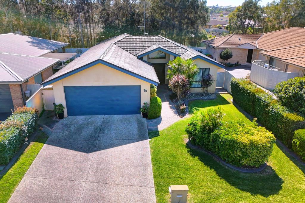 33 Nuwarra Cct, Forster, NSW 2428