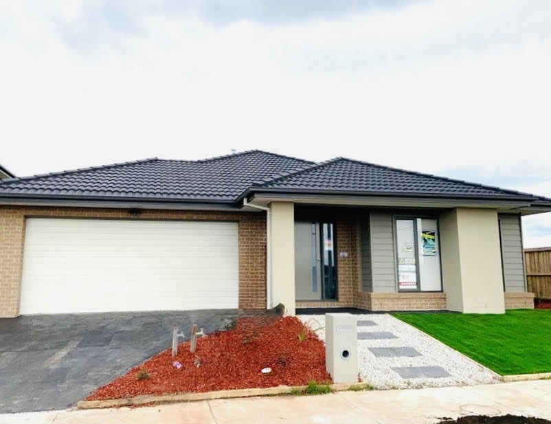 38 BLAIRMONT CRES, TARNEIT, VIC 3029