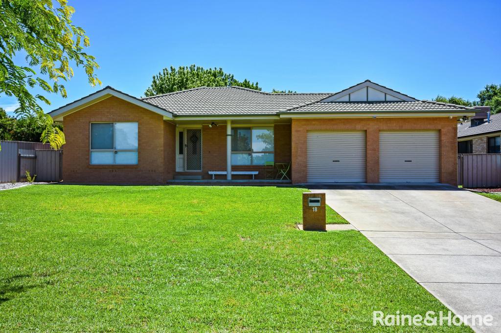 18 Fitzroy St, Tatton, NSW 2650