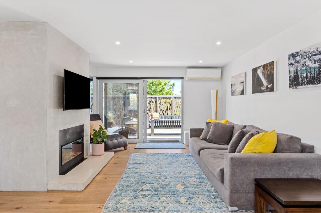 2/30 Volitans Ave, Mount Eliza, VIC 3930