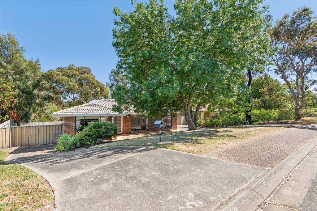 11 Spruce Ave, Aberfoyle Park, SA 5159