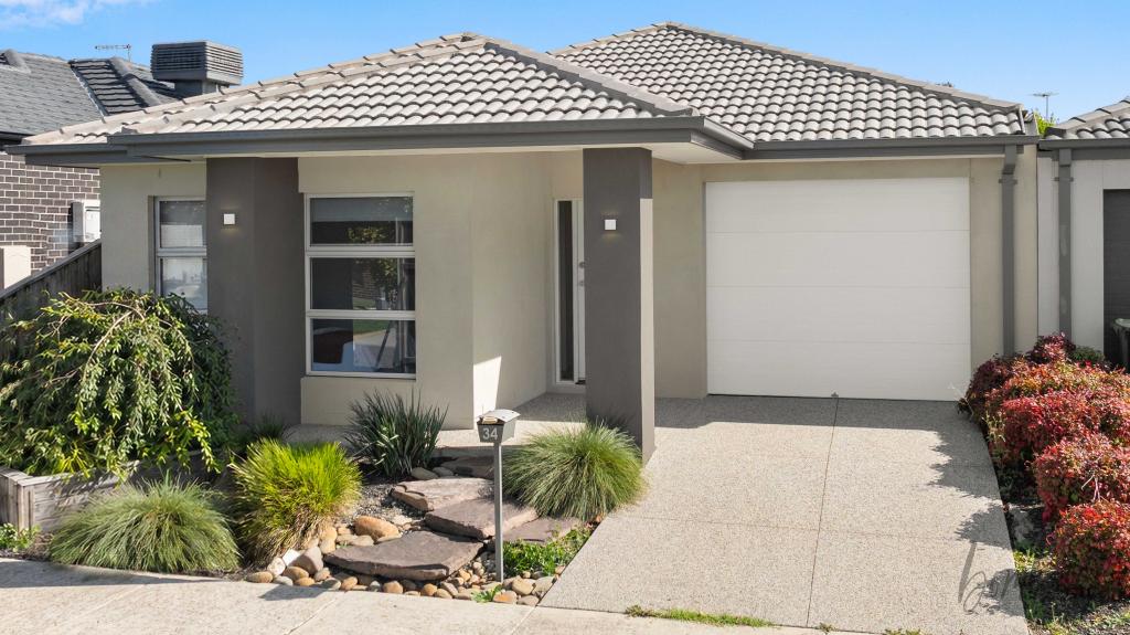 34 Latchford Dr, Mickleham, VIC 3064