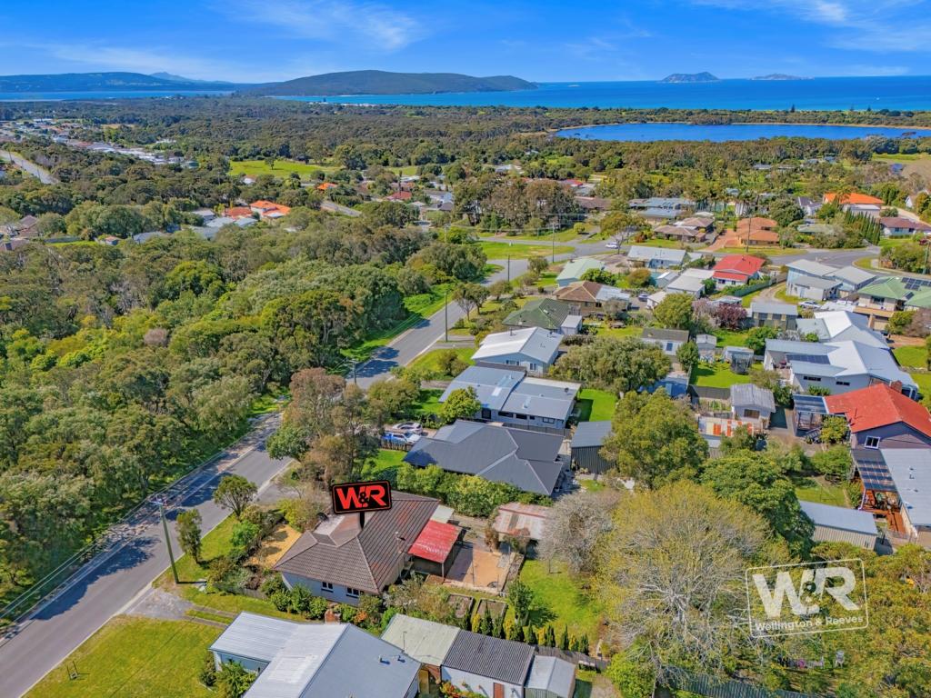 17 Mokare Rd, Spencer Park, WA 6330