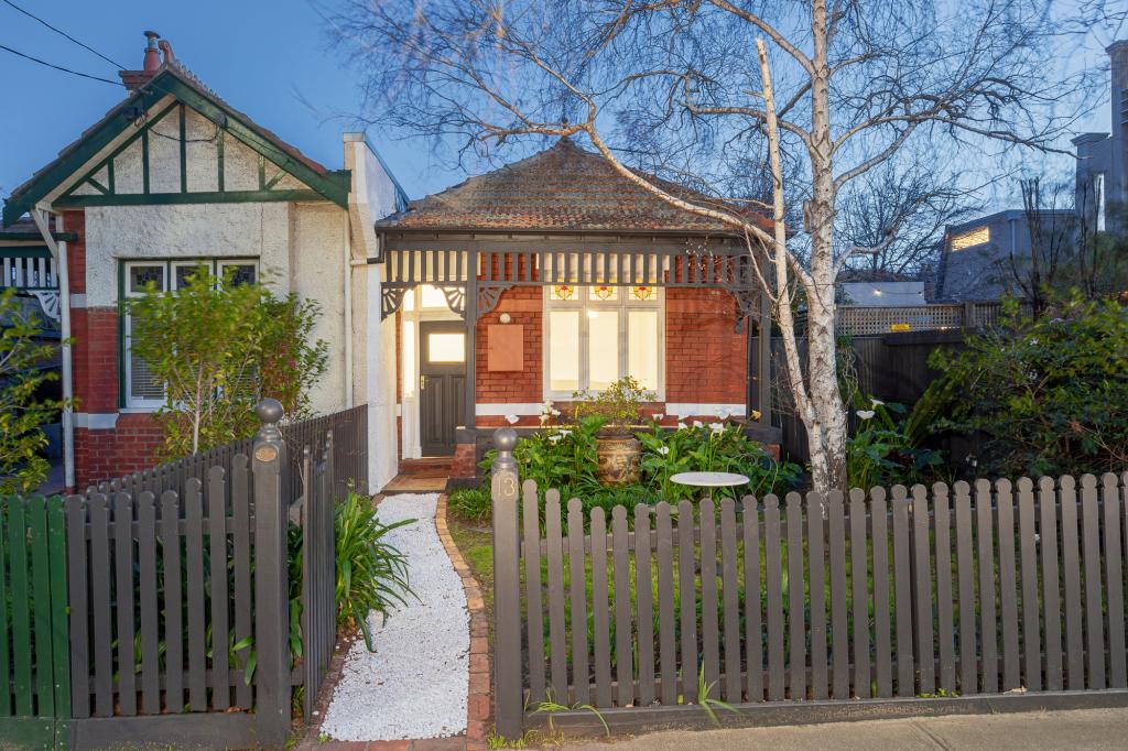 13 Meredith St, Elwood, VIC 3184