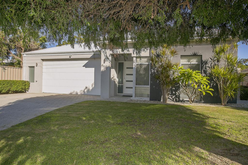 15 WESTLAKE RD, MORLEY, WA 6062