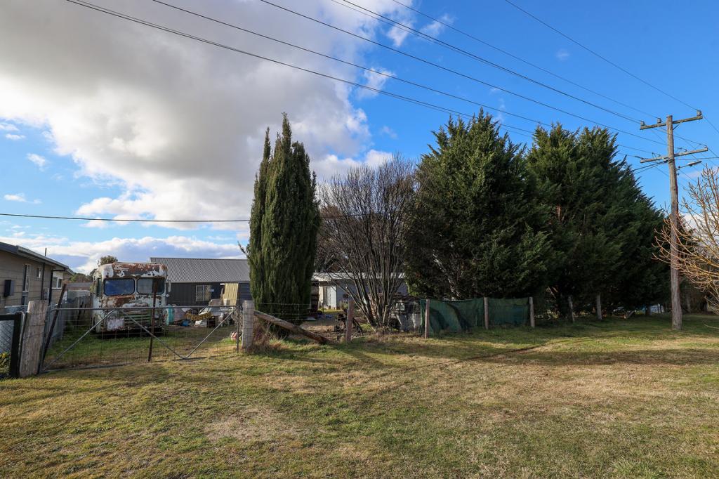 77-79 Bunnaby St, Taralga, NSW 2580