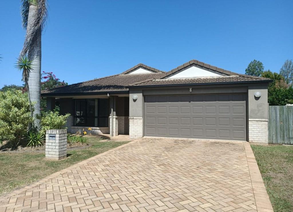 6 Santa Ana Ct, Beerwah, QLD 4519