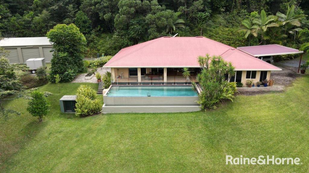 14 Kingfisher Lane, Whyanbeel, QLD 4873