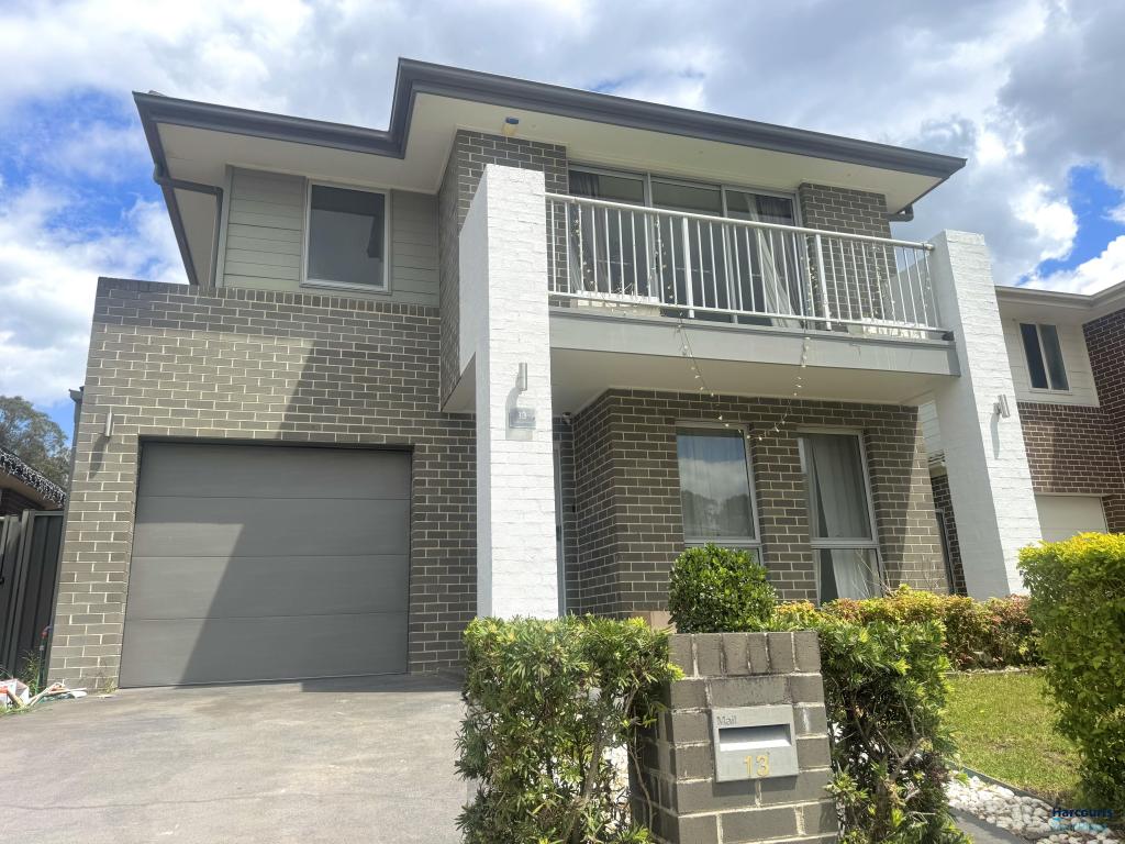 13 DONOVAN CCT, ROPES CROSSING, NSW 2760