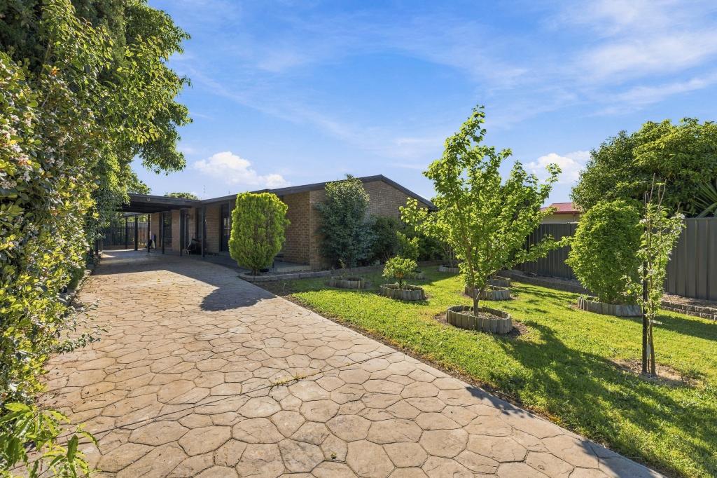 18 Ellen Way, Sale, VIC 3850