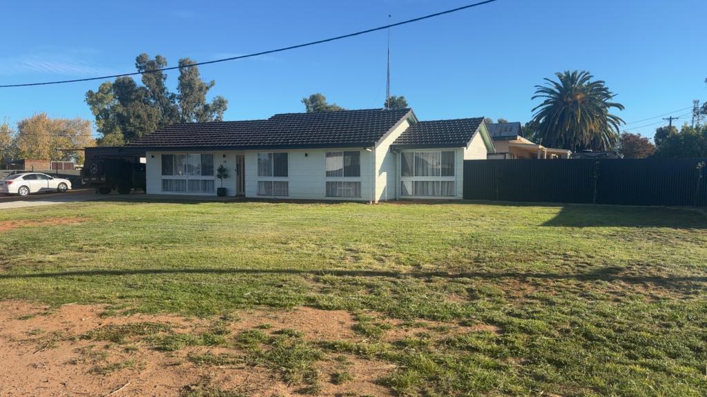 74 O'Connor St E, Balranald, NSW 2715