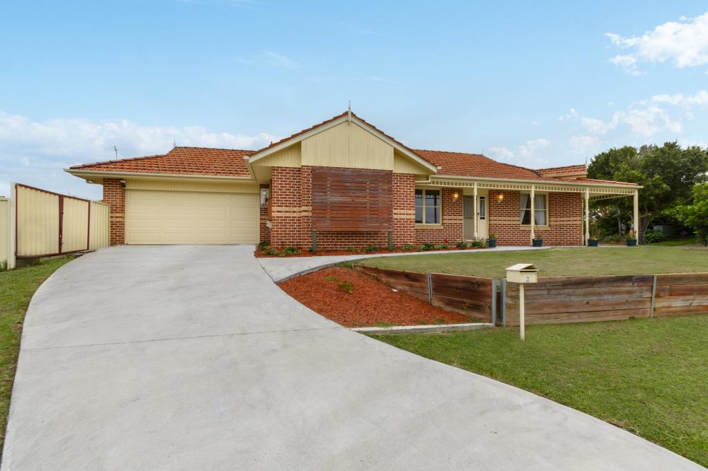 2 Trent Ct, Sandstone Point, QLD 4511