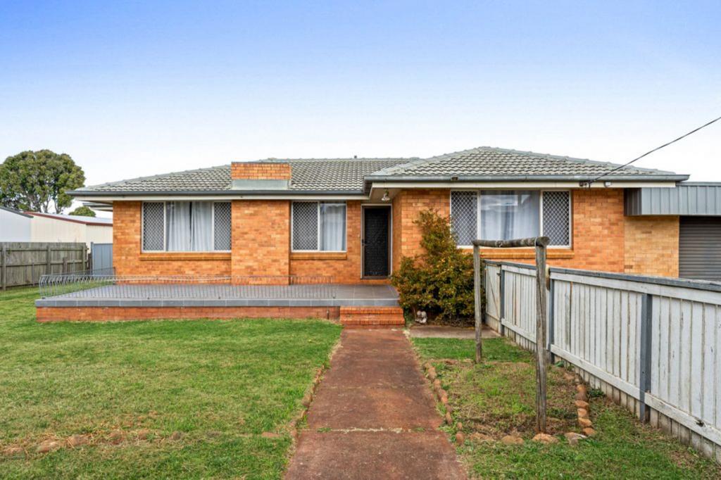 4 PAULL ST, WILSONTON, QLD 4350