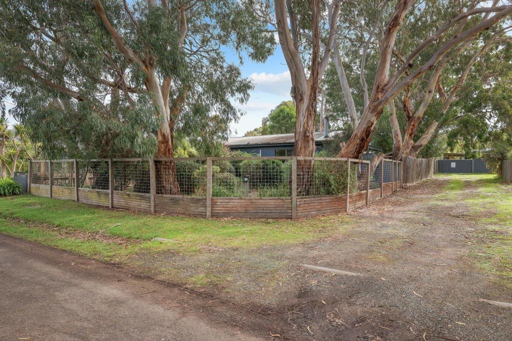 16 Ventnor Rd, Cowes, VIC 3922