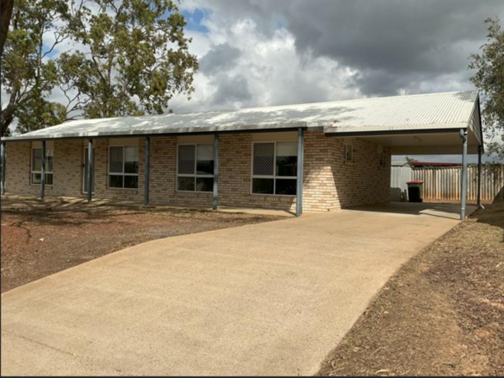 30 Jacaranda Ave, Tinana, QLD 4650