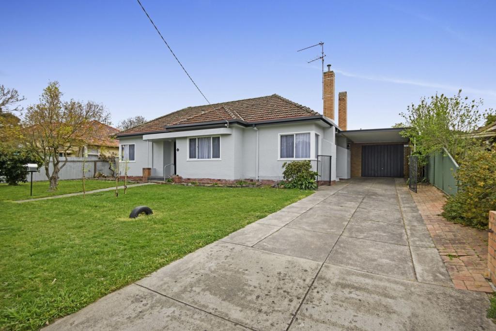 4 Collard St, Newington, VIC 3350