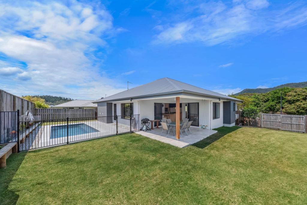 19 SPYGLASS RD, CANNON VALLEY, QLD 4800