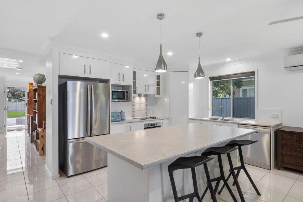 277 Colburn Ave, Victoria Point, QLD 4165
