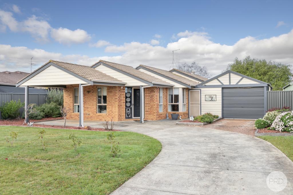 8 Shari Dr, Delacombe, VIC 3356