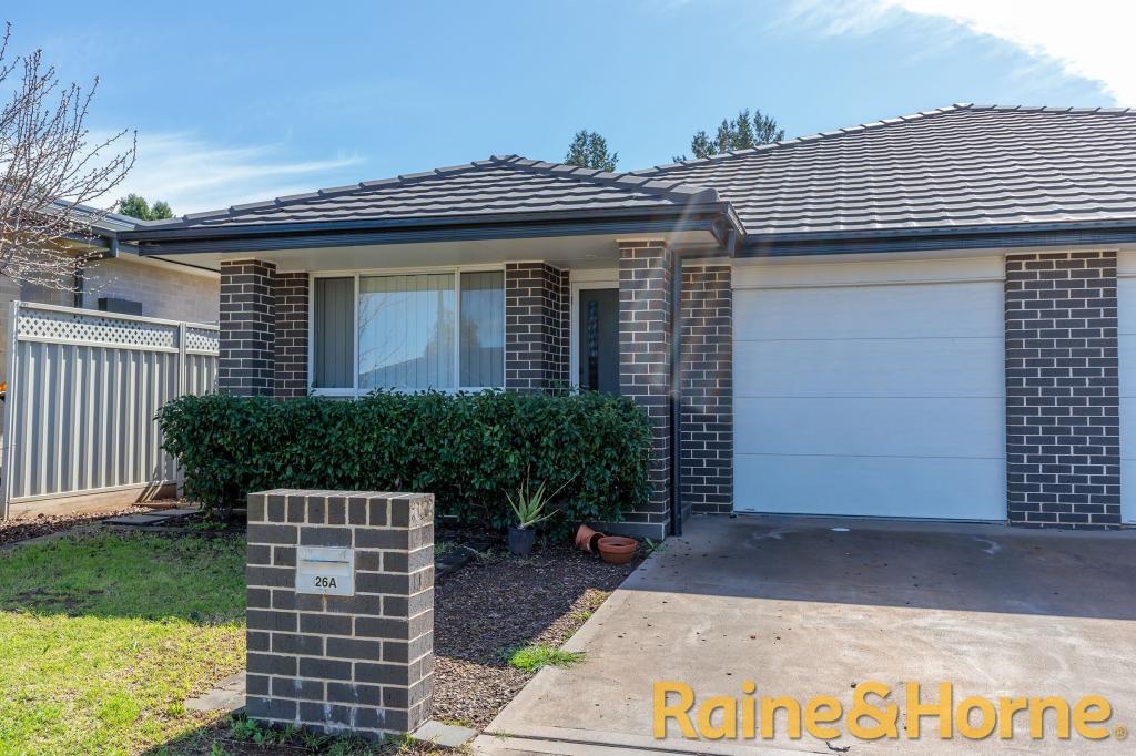 26A APSLEY CRES, DUBBO, NSW 2830