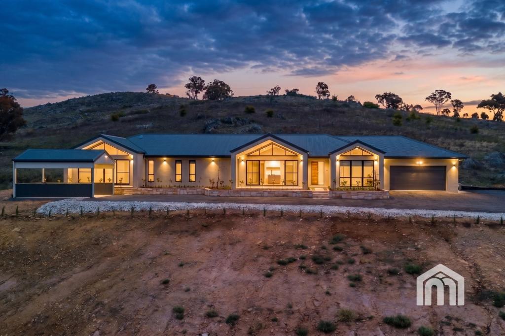 69 Captain Robertson Dr, Burra, NSW 2620