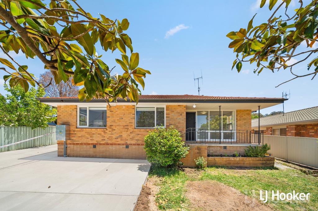 12a Cassidy St, Queanbeyan West, NSW 2620