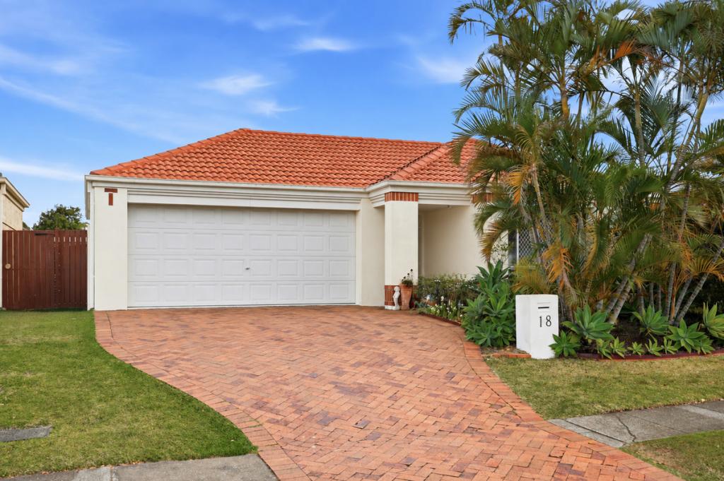 18 Sirett St, Runcorn, QLD 4113