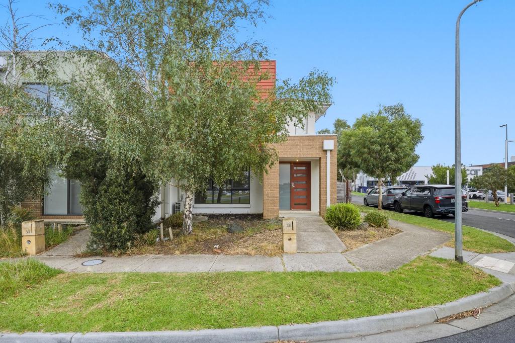 35 Kosciuszko Cct, Clyde, VIC 3978