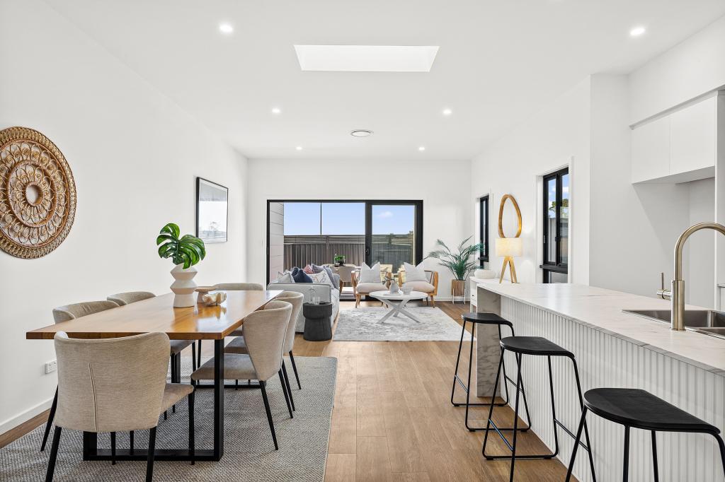 2 Universal Ave, Dunmore, NSW 2529