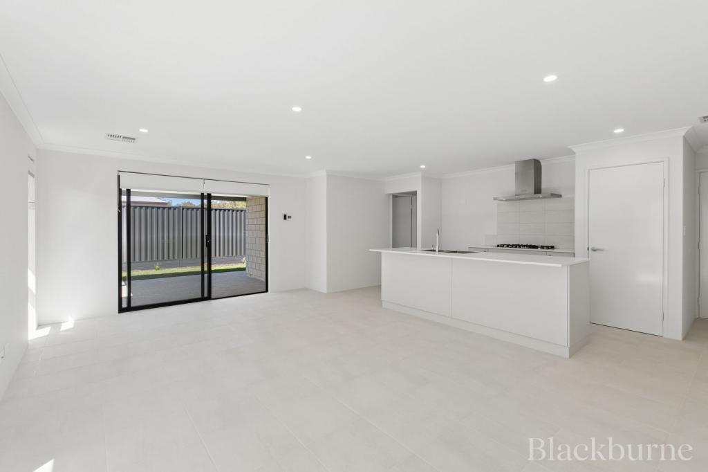 33 Dalaroo Bvd, Midvale, WA 6056