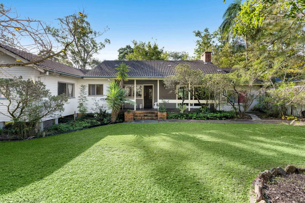 23 Herbert St, Lota, QLD 4179