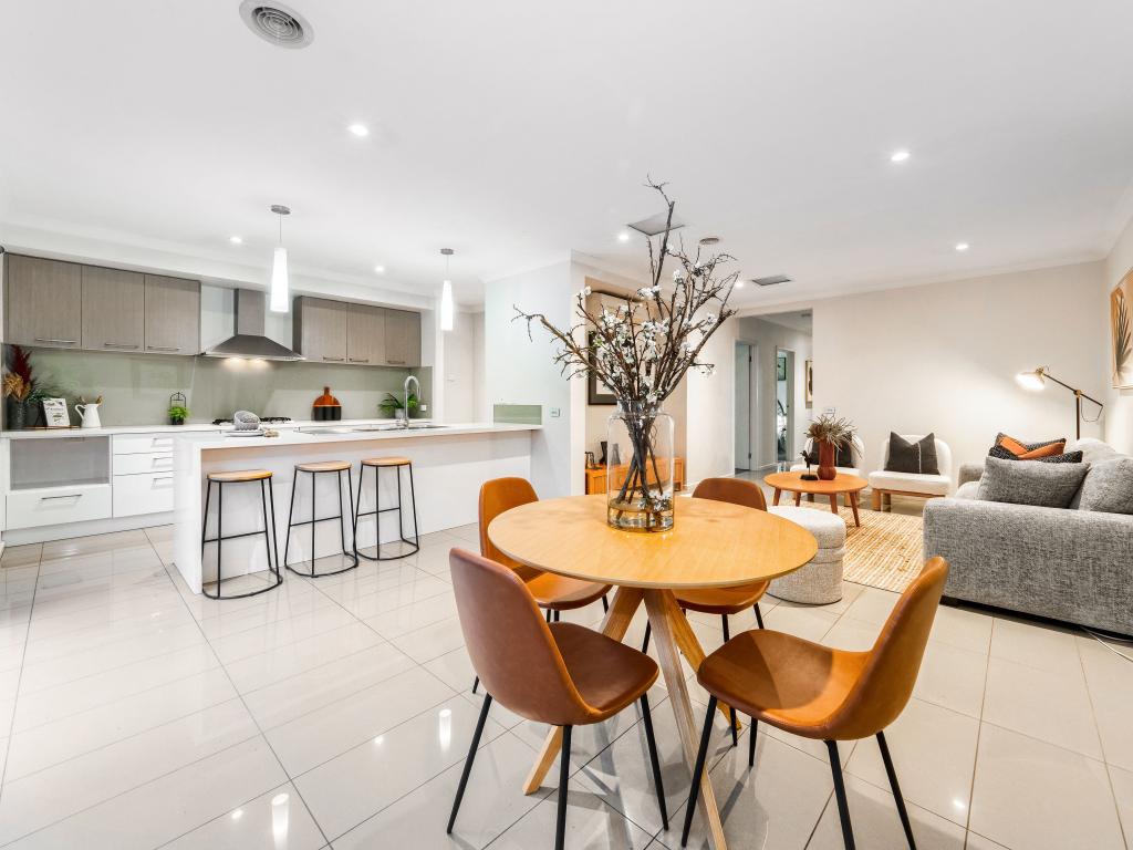 25 Royal St. Georges Ch, Botanic Ridge, VIC 3977