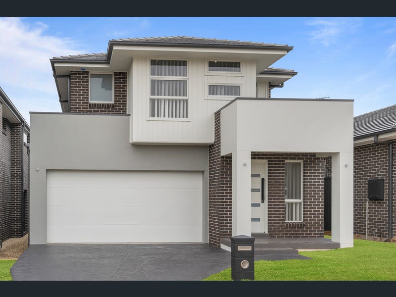 13 STRINGYBARK RD, OAKVILLE, NSW 2765