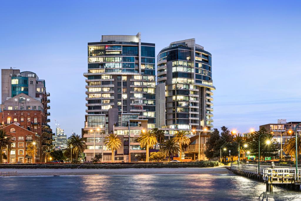 23/5 ESPLANADE EAST, PORT MELBOURNE, VIC 3207