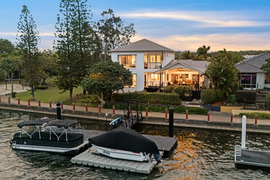 15 Sanibel Ct, Parrearra, QLD 4575